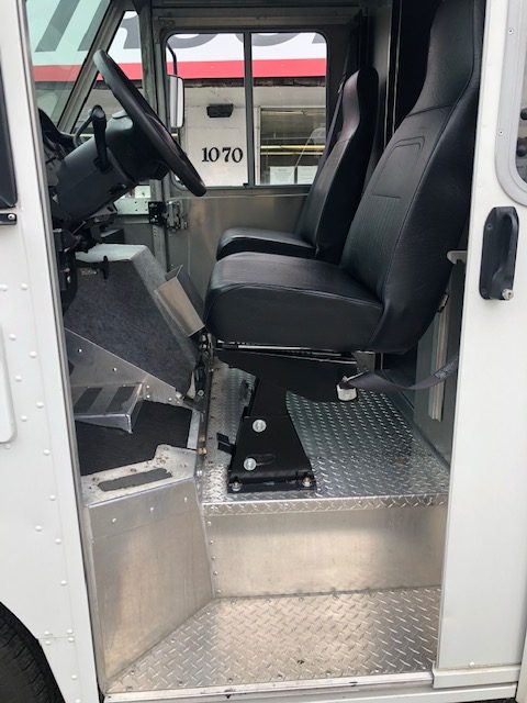 2011 FORD E-350 STEP VAN 11 FT. 8729_IMG_7748-rotated