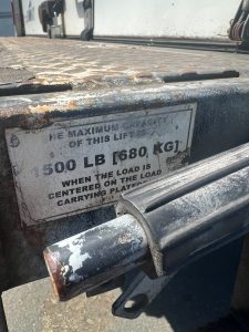2013 Mitsubishi Fuso Box truck 15