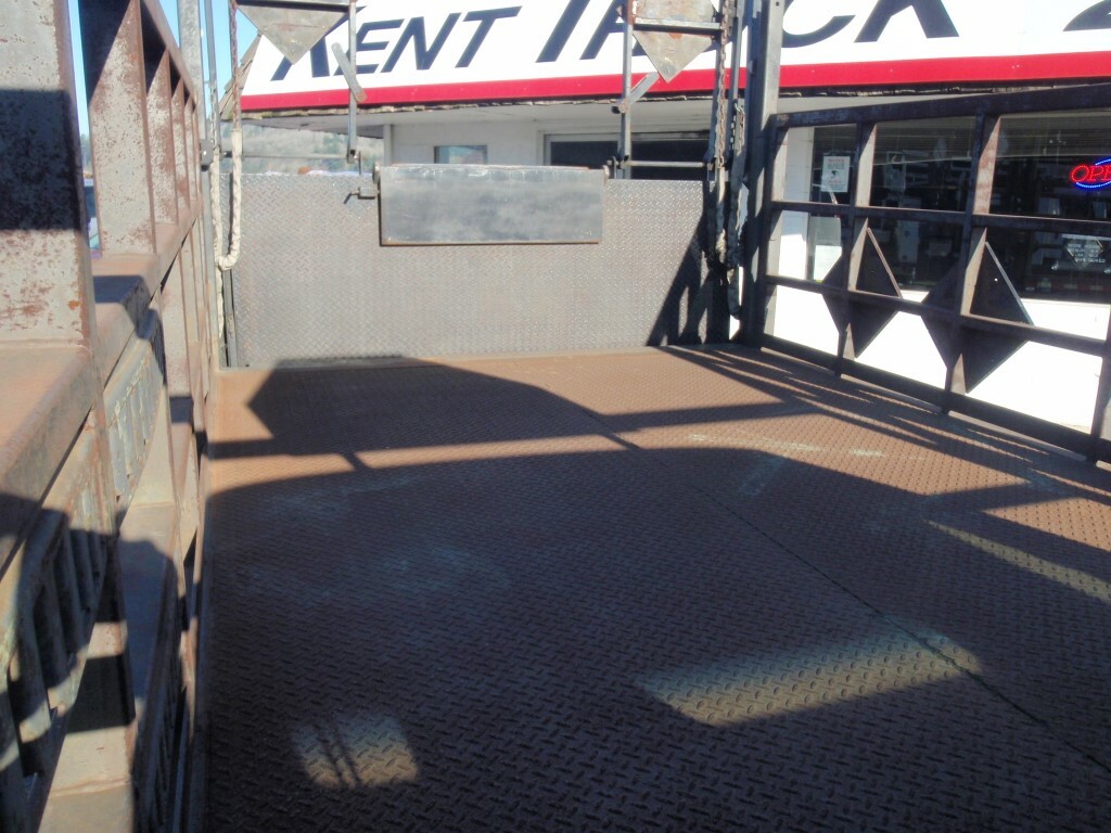 2006 Ford F550 61f3212257dd5a3b9b6b9455