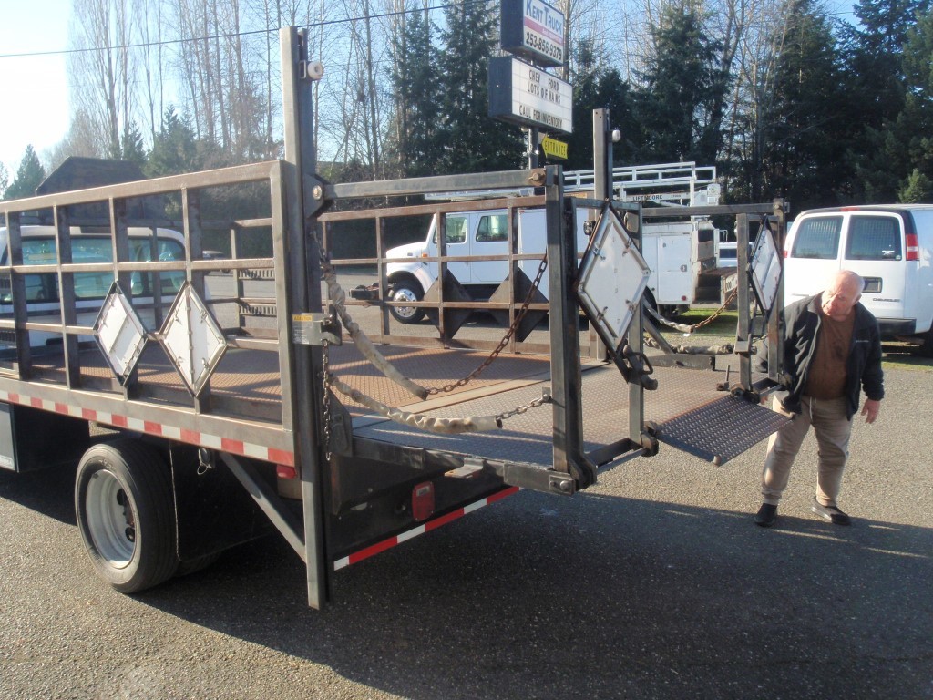 2006 Ford F550 61f32126eb3f7f55d858b453