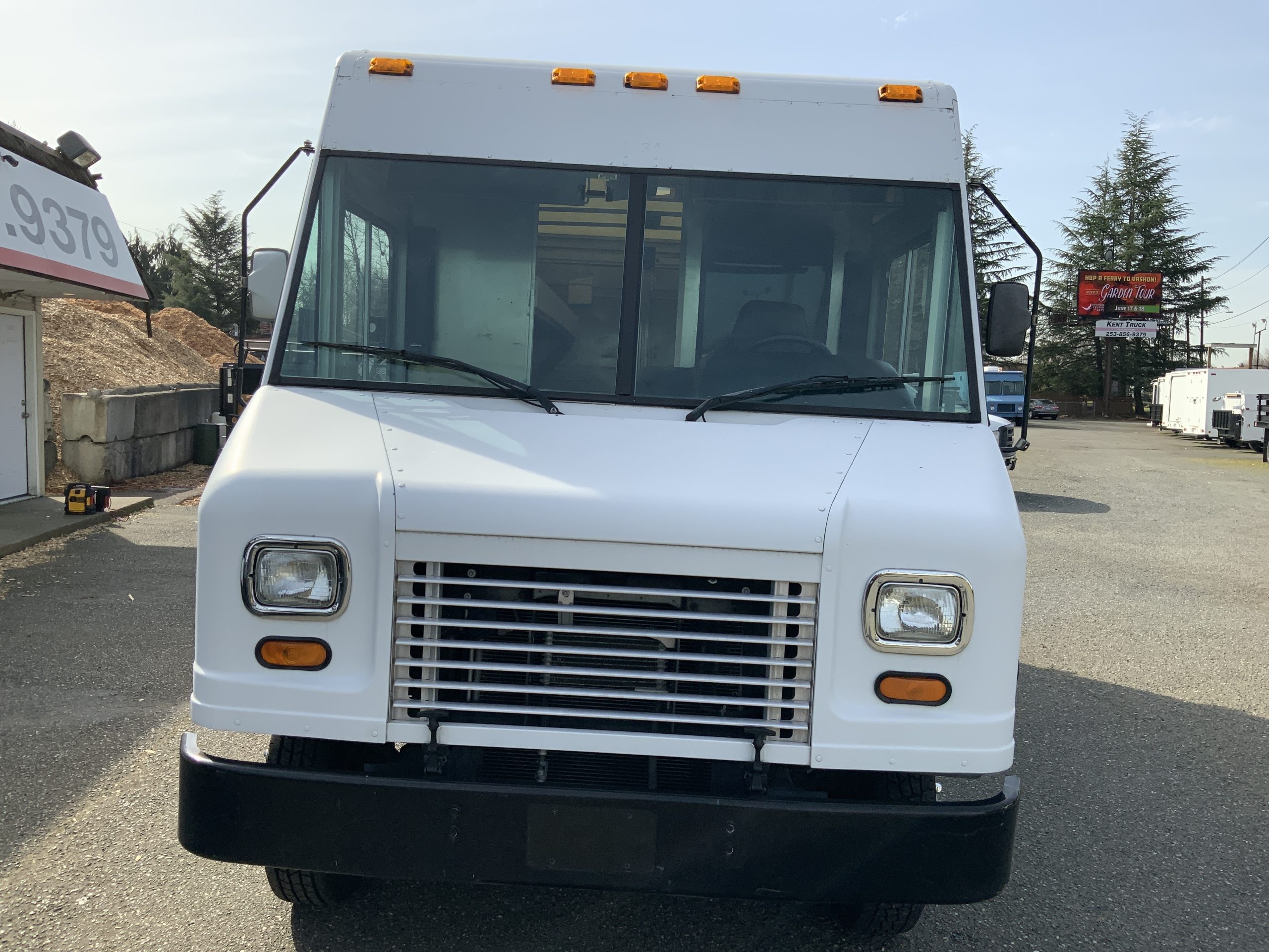 2011 Ford E350 Step Van 6414b2ec4d45436a28207503-scaled