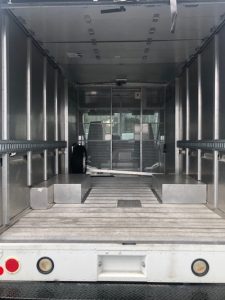 2013 Ford E350 Step van 3