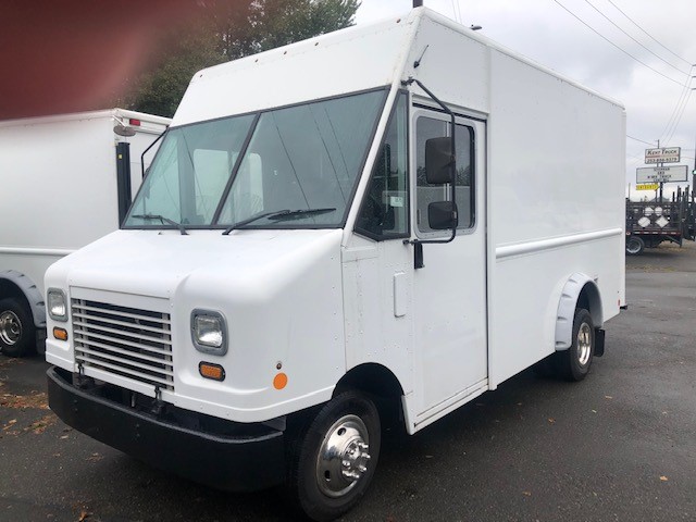 2013 Ford E350 Step van flyer-pic