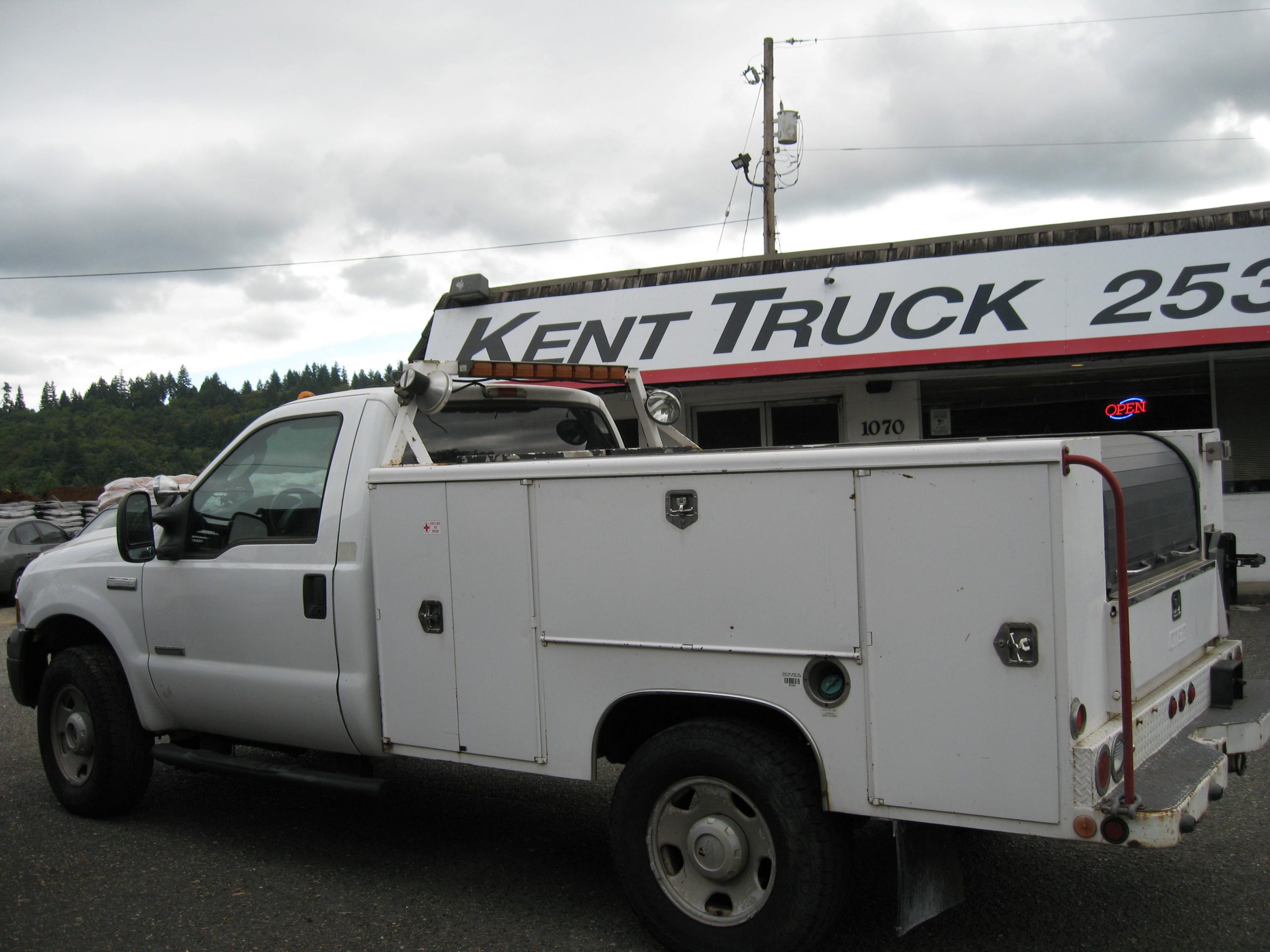 2005 Ford F350 Service Utility Truck IMG_0001-Copy-2-scaled