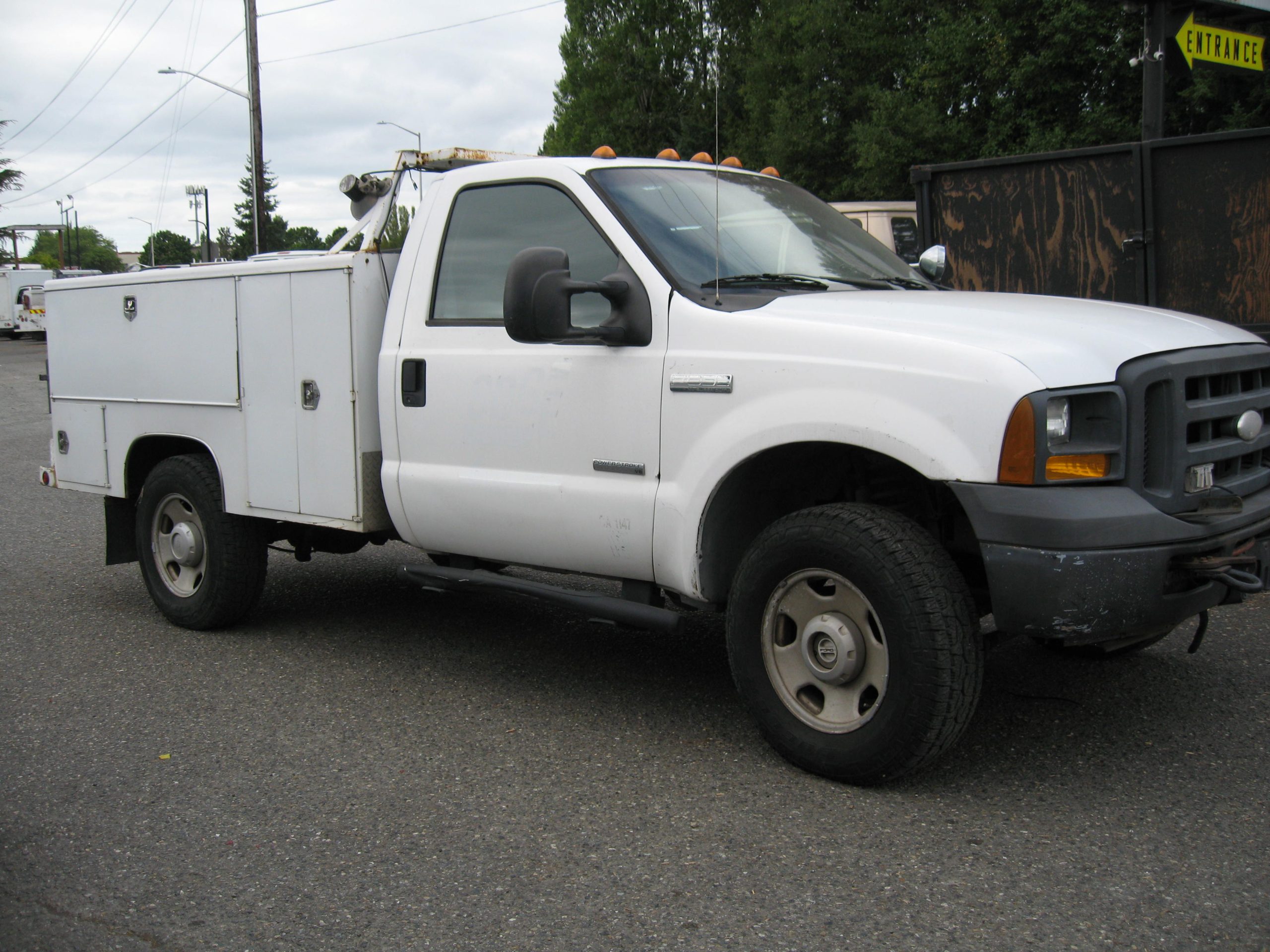 2005 Ford F350 Service Utility Truck IMG_0003-Copy-1-scaled