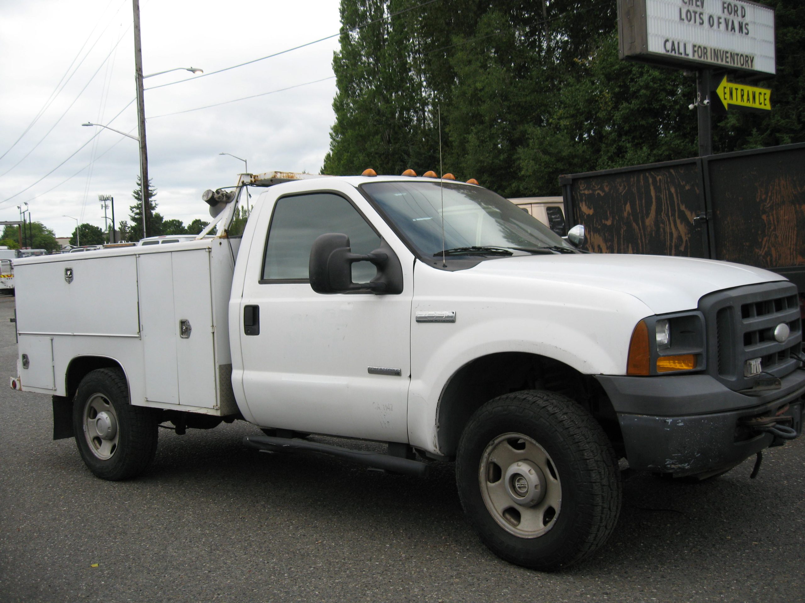 2005 Ford F350 Service Utility Truck IMG_0004-Copy-2-scaled