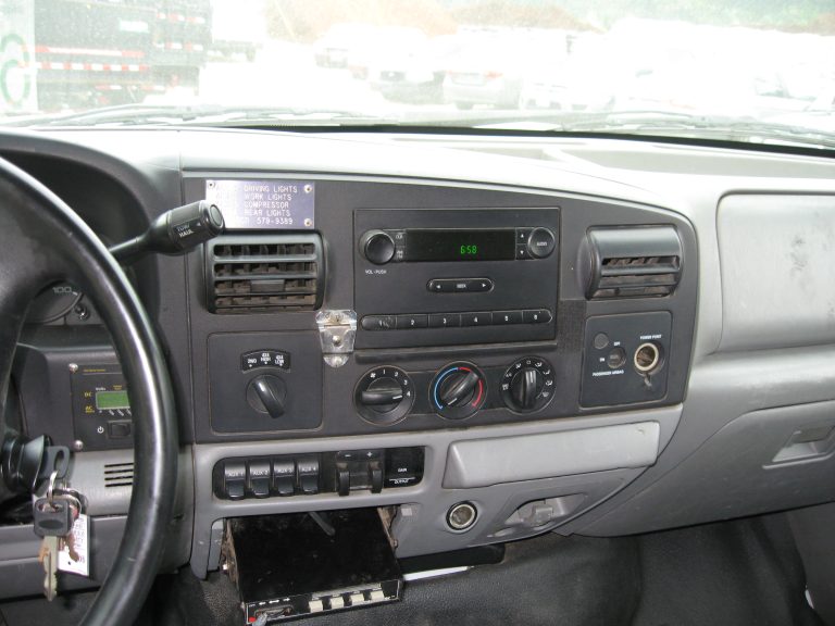 2005 Ford F350 Service Utility Truck IMG_0008-Copy-2-768x576-1