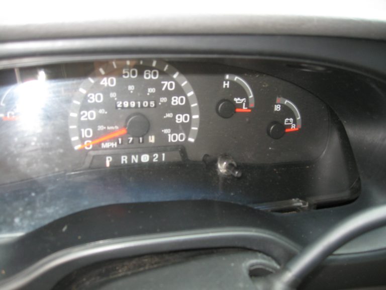 2001 Ford E-350 Cargo Van