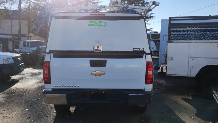 2010 Chevy Silverado Utility w/Ladder Rack IMG_20231117_134907549-768x432-1