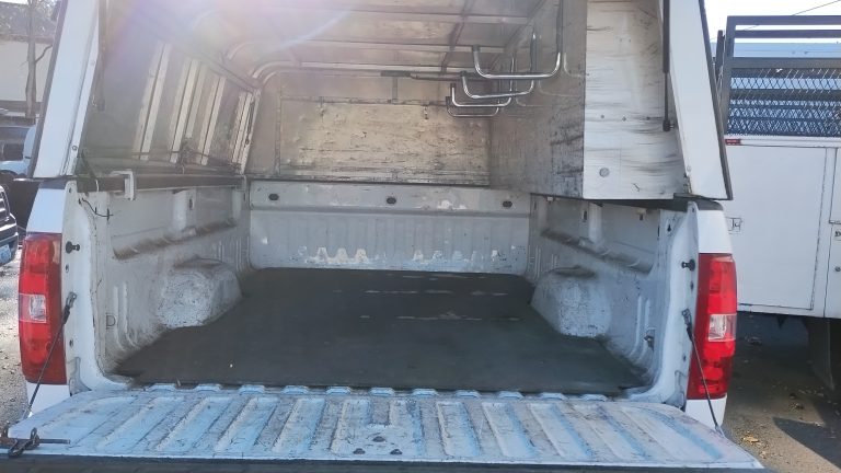 2010 Chevy Silverado Utility w/Ladder Rack IMG_20231117_135017010-768x432-1