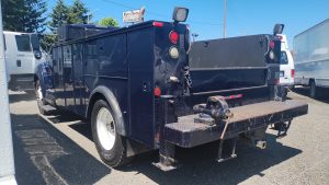 Ford F-750 4x2 Service Truck 11