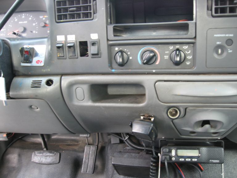 2003 FORD F-350 SUPERCAB SERVICE BODY IMG_0005-Copy-6-768x576-1