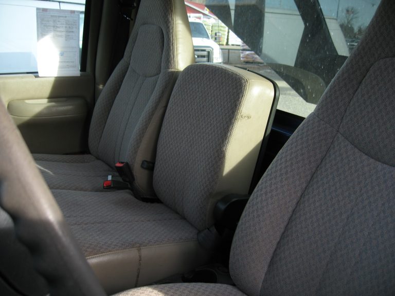 2003 Chevy C4500 Dump truck IMG_0006-Copy-8-1-768x576-1