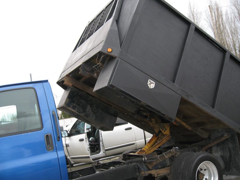 2003 Chevy C4500 Dump truck IMG_0110-768x576-1