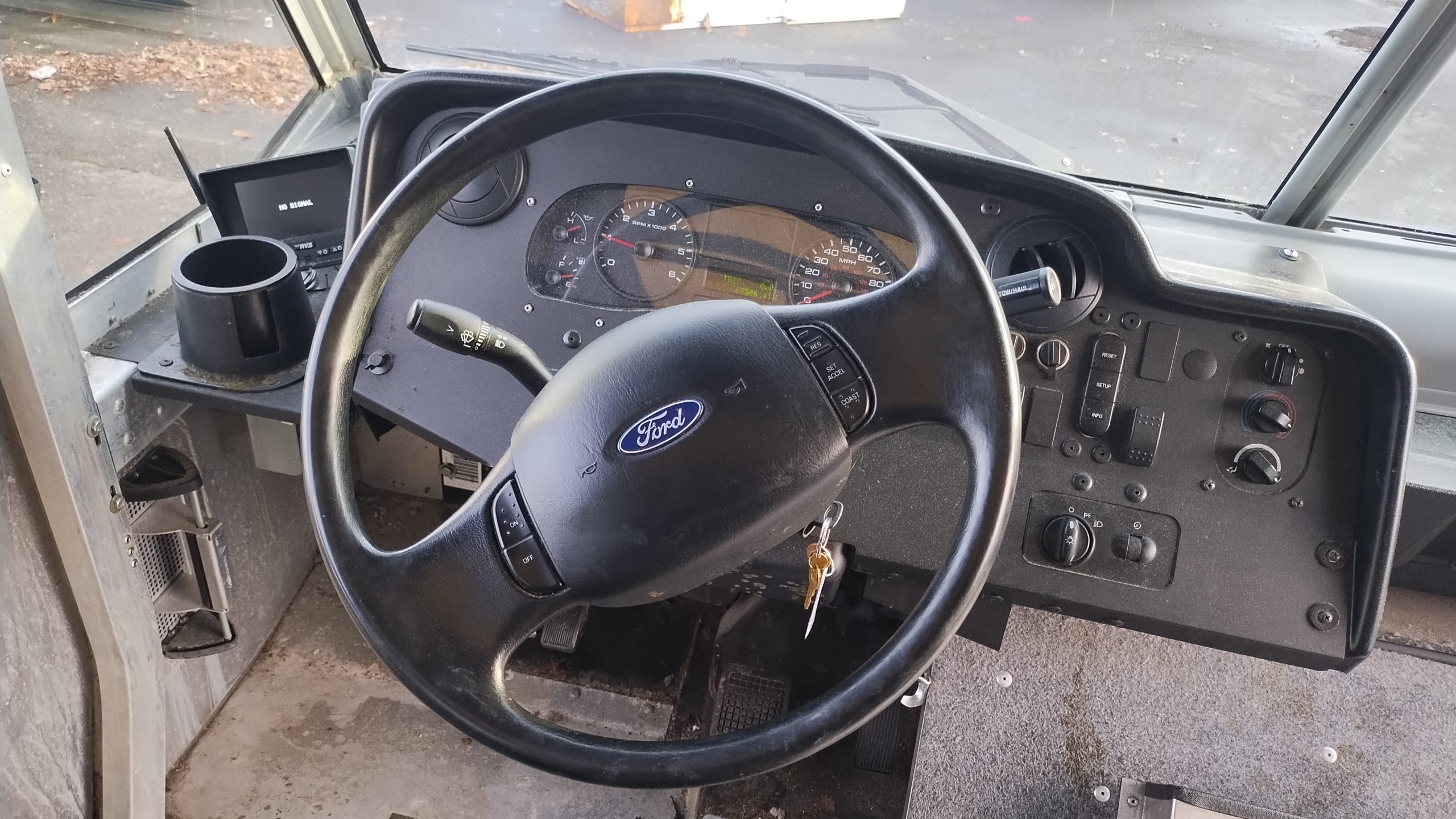 2015 Ford F59 18FT Stepvan IMG_20231220_144406198-1-scaled
