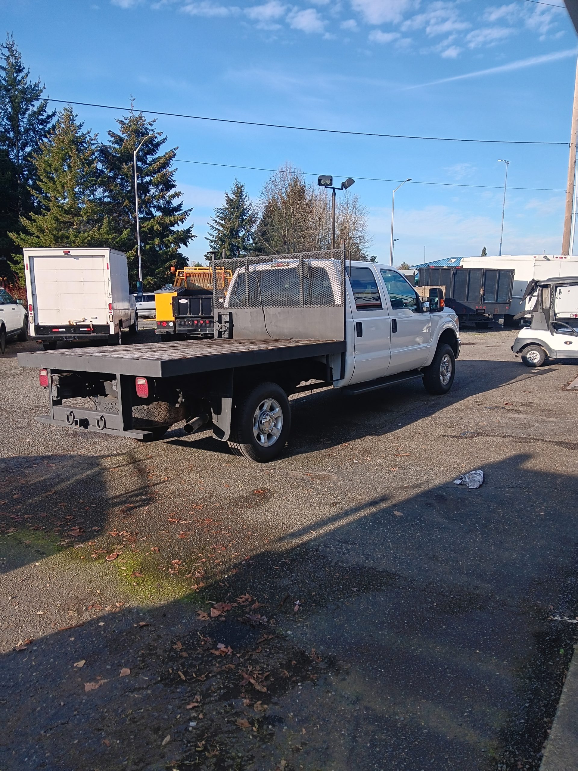 2014 Ford F-350 4x4 Flatbed 1000009434-scaled