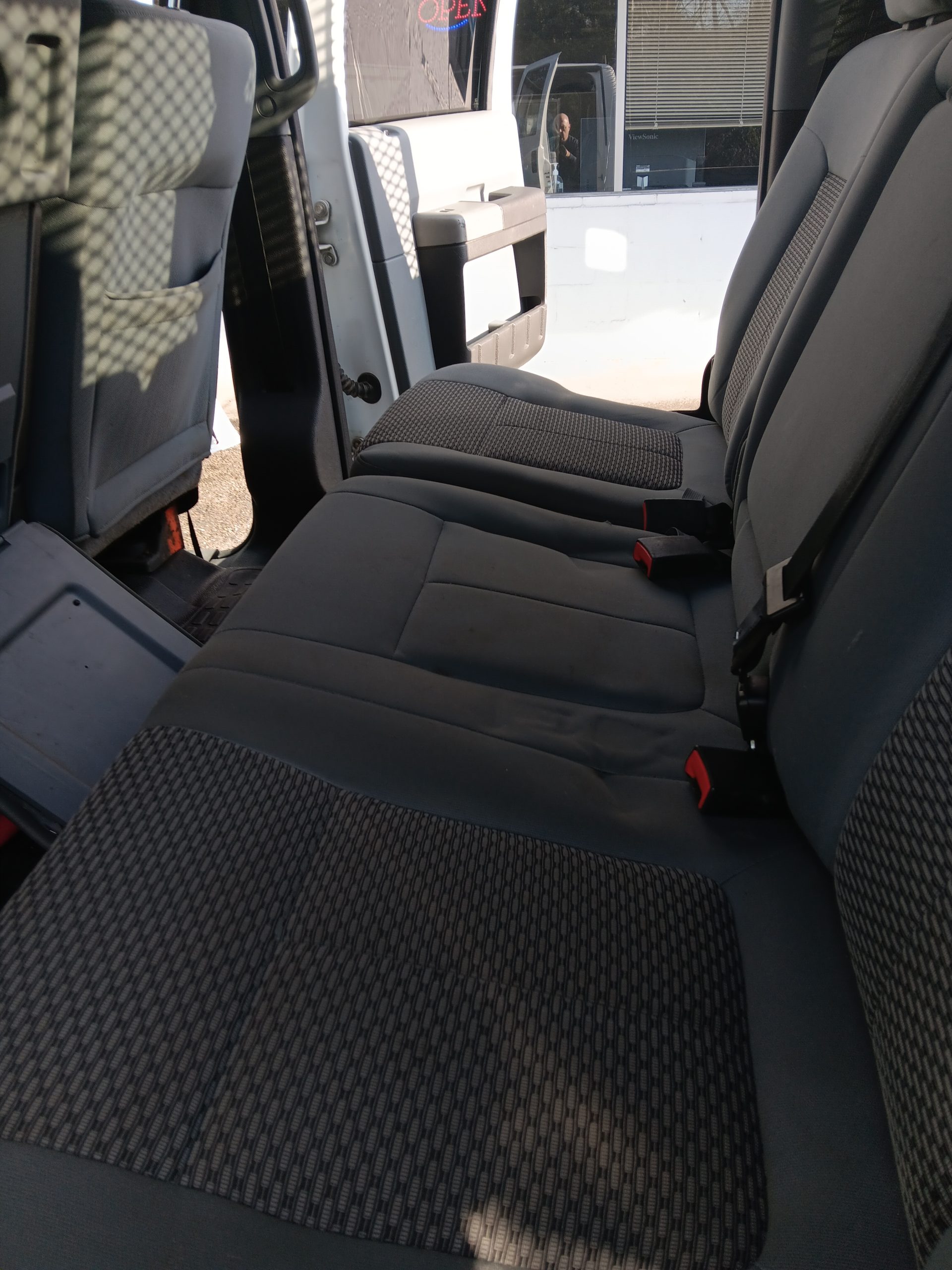 2014 Ford F-350 4x4 Flatbed 1000009440-scaled