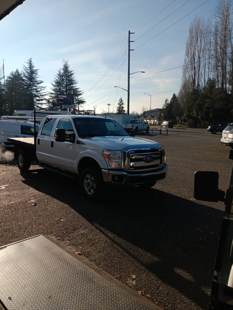 2014 Ford F-350 4x4 Flatbed 1000009455-768x1024-1