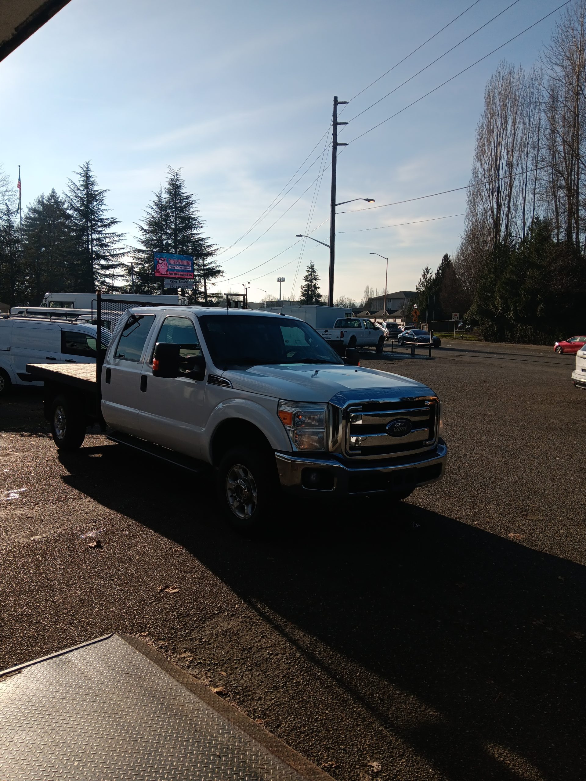 2014 Ford F-350 4x4 Flatbed 1000009456-scaled