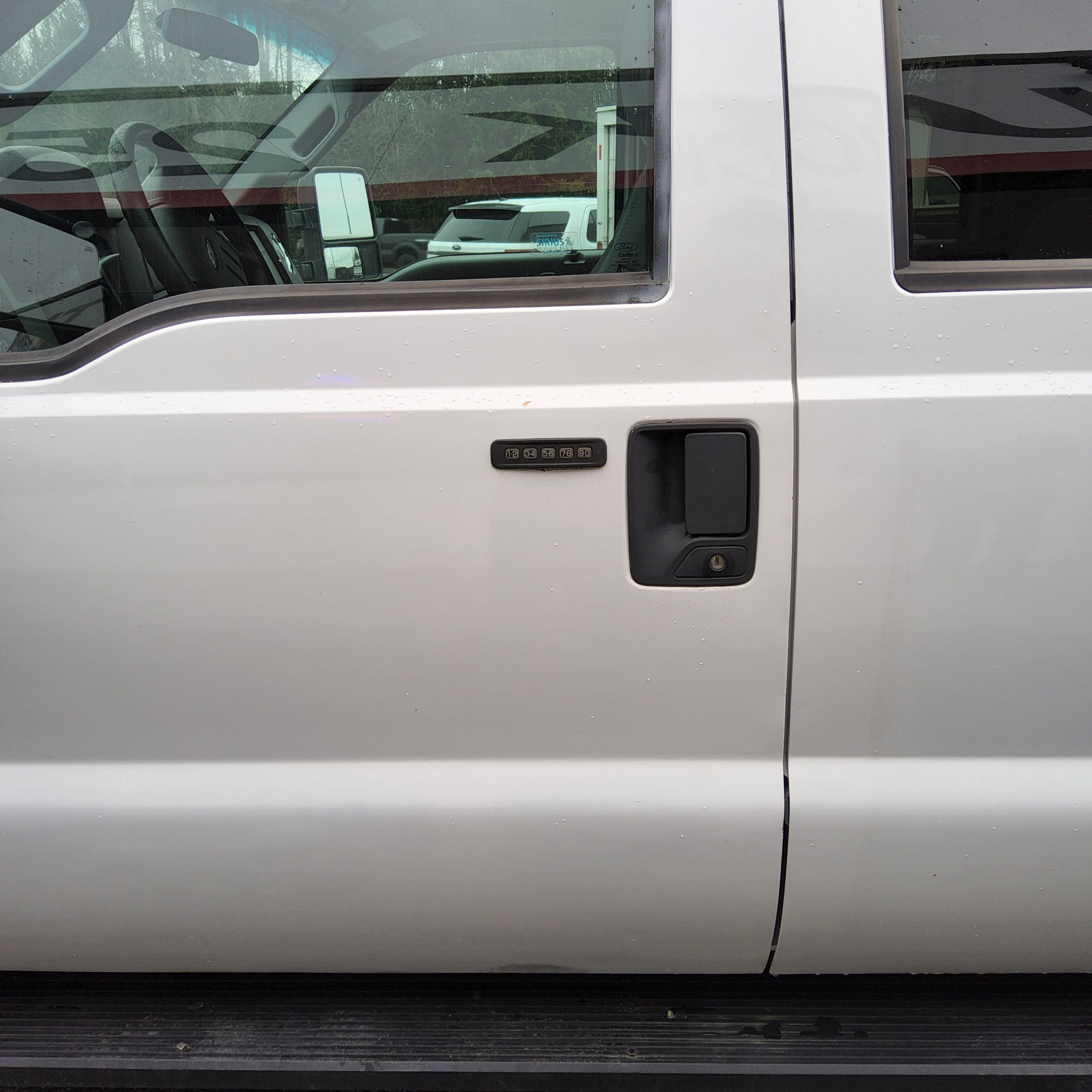 2014 Ford F-350 4x4 Flatbed 20250106_114021-scaled
