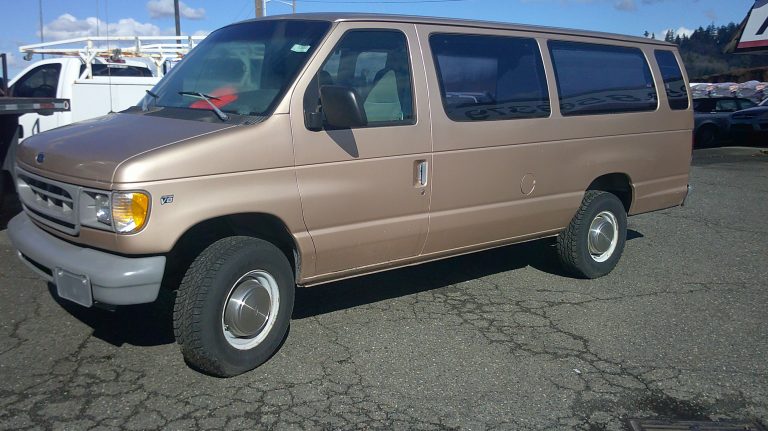 1998 Ford E-350 Cargo Van DSCF0003-768x431-1