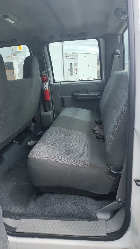 2003 Ford F350 Crew Cab Utility Truck IMG_20240618_112456332-576x1024-1