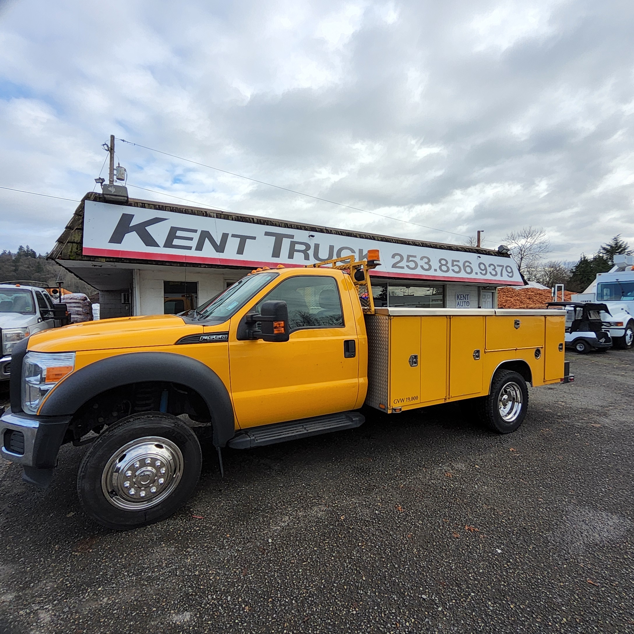 2012 Ford F550 Service Truck 20250111_122732