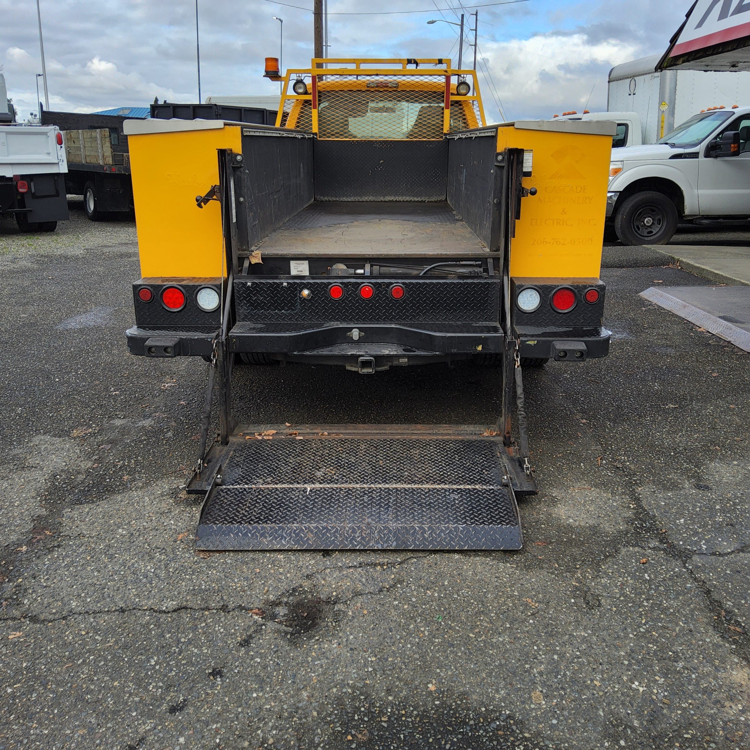 2012 Ford F550 Service Truck 20250111_123843-scaled