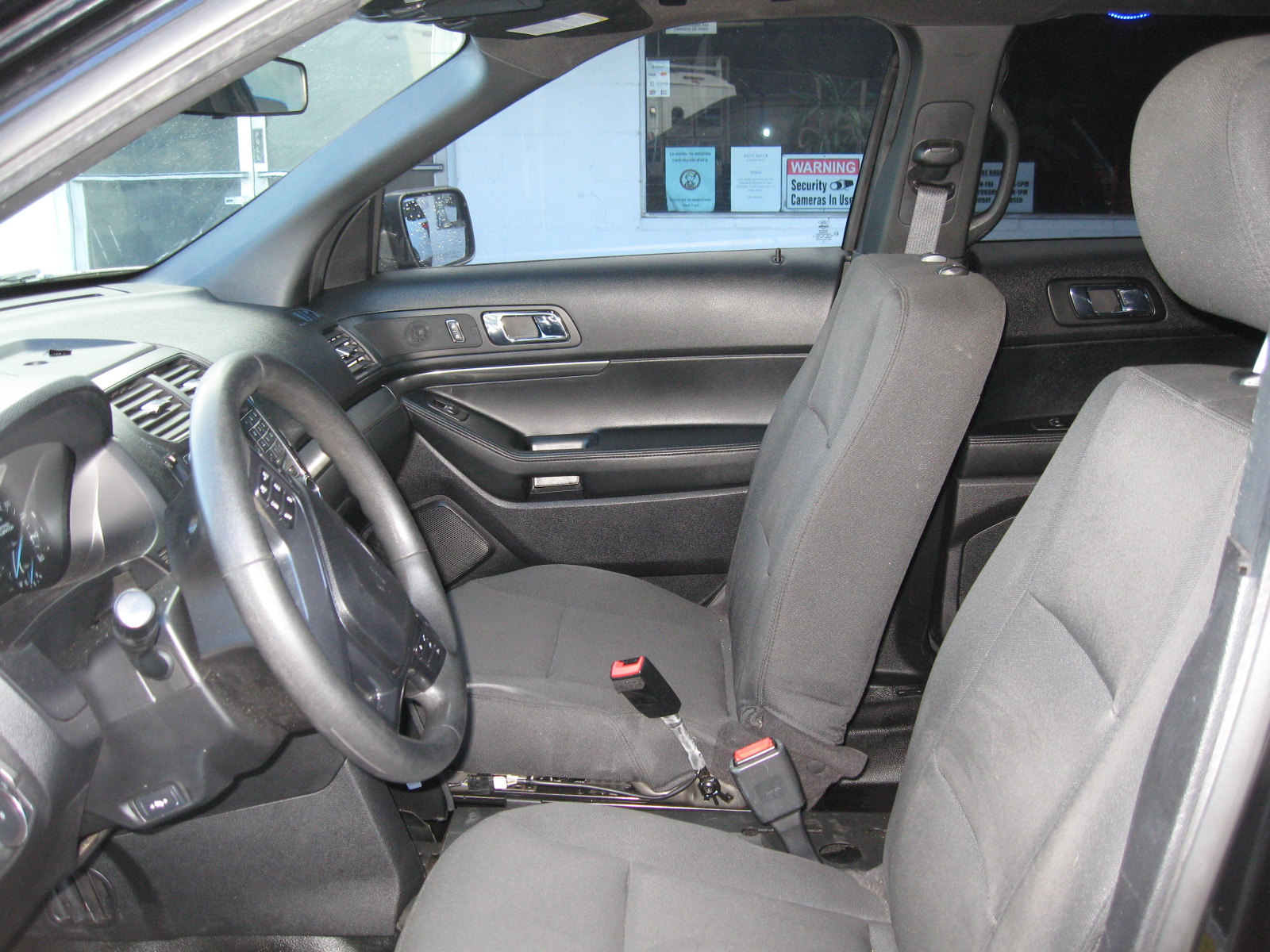 2018 Ford Explorer police trim 008