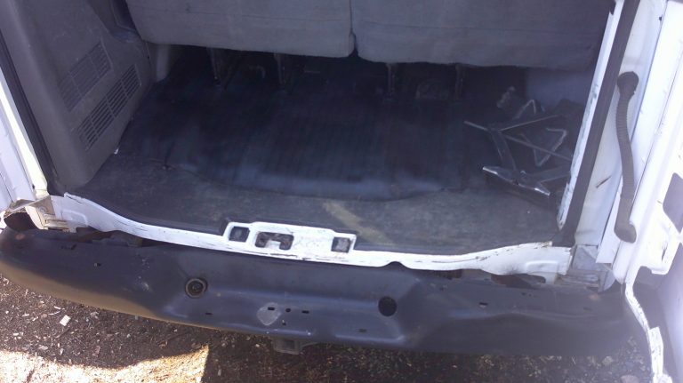 2011 CHEVROLET E2500 PASSENGER/CARGO VAN DSCF0013-768x431-1