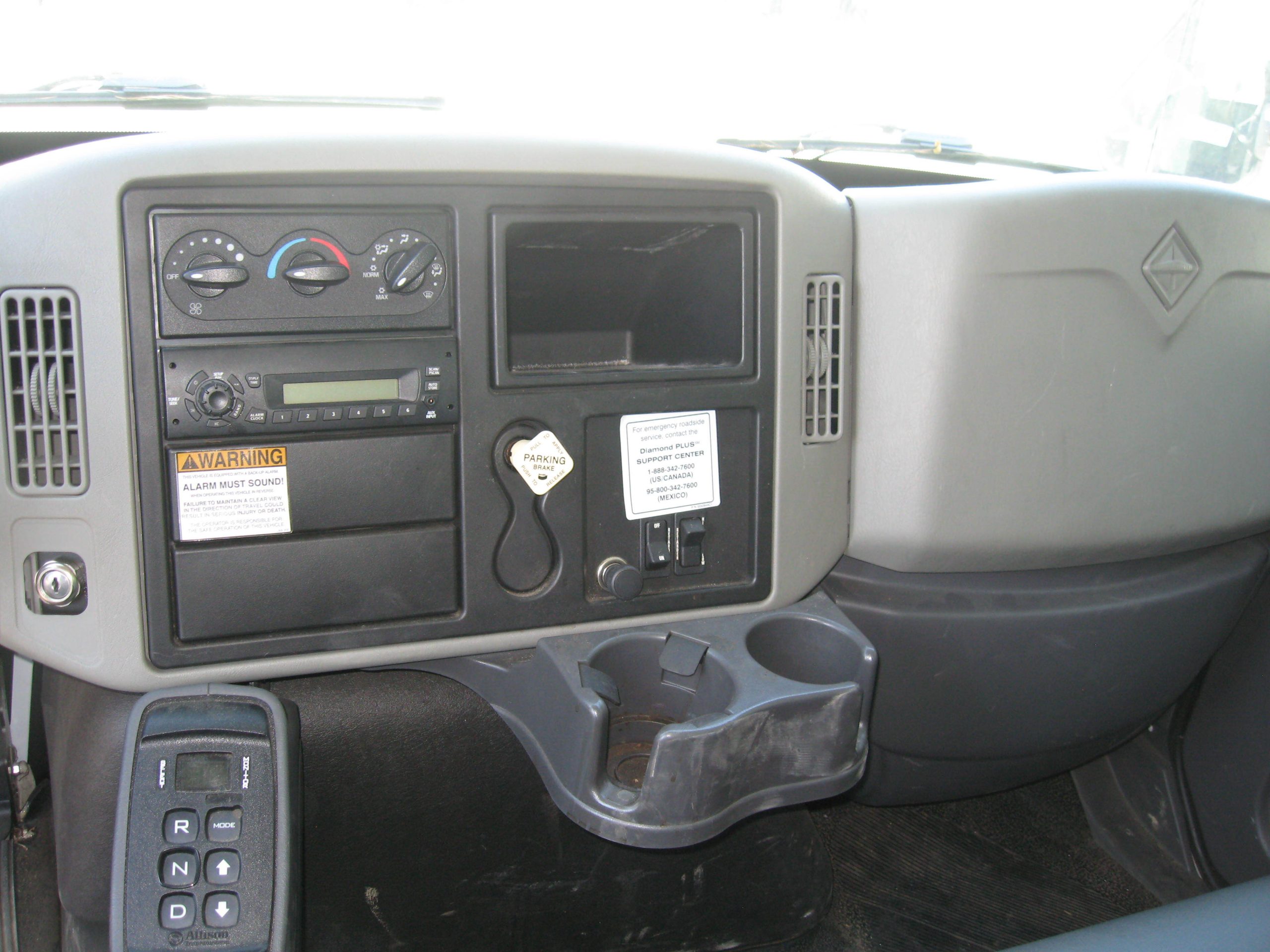 2009 International 7400 SBA 67a3dcc3b4ea65012c0ee256-scaled
