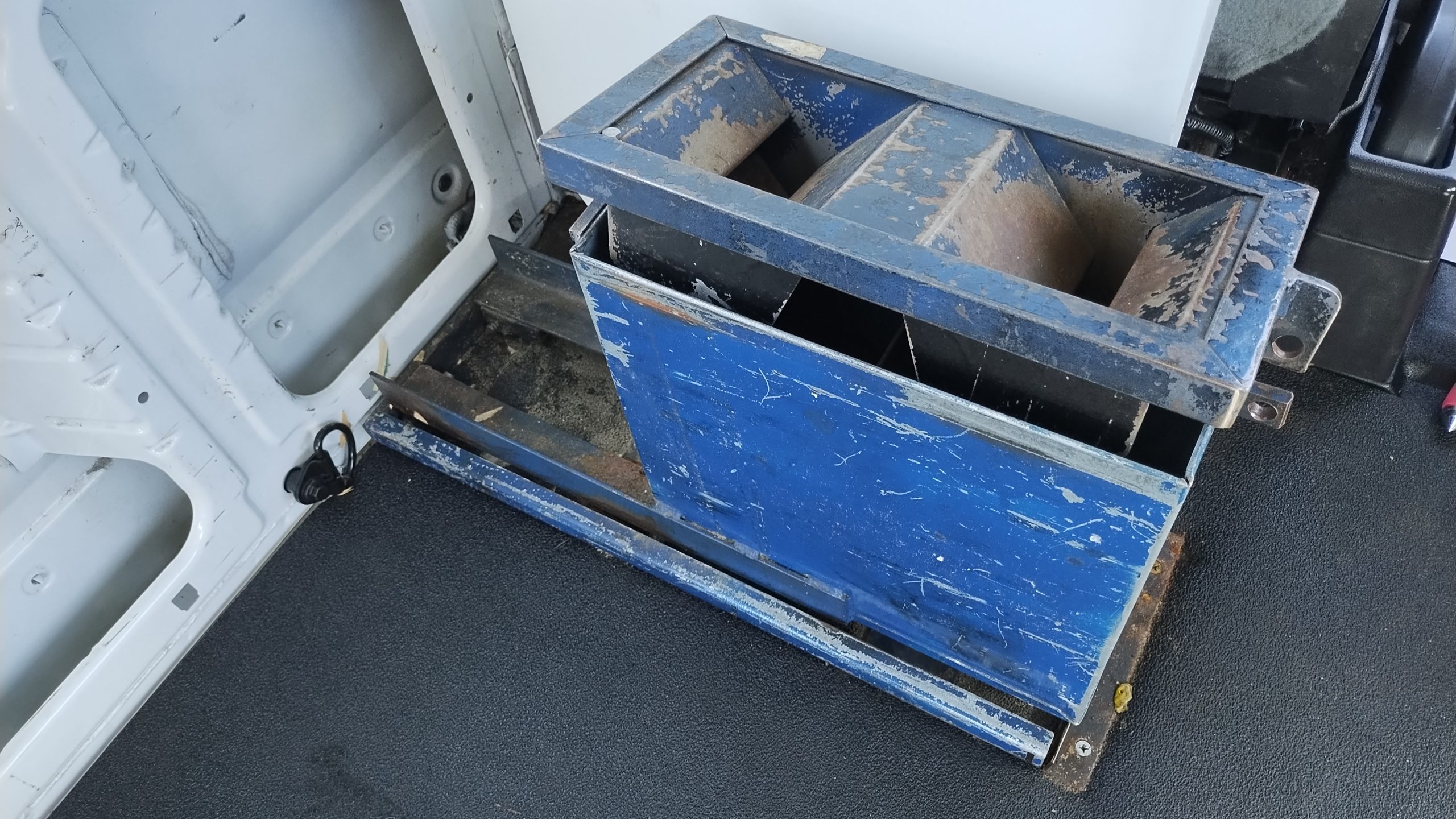2016 Ford Transit 150 Cargo Van IMG_20240330_115617481-scaled
