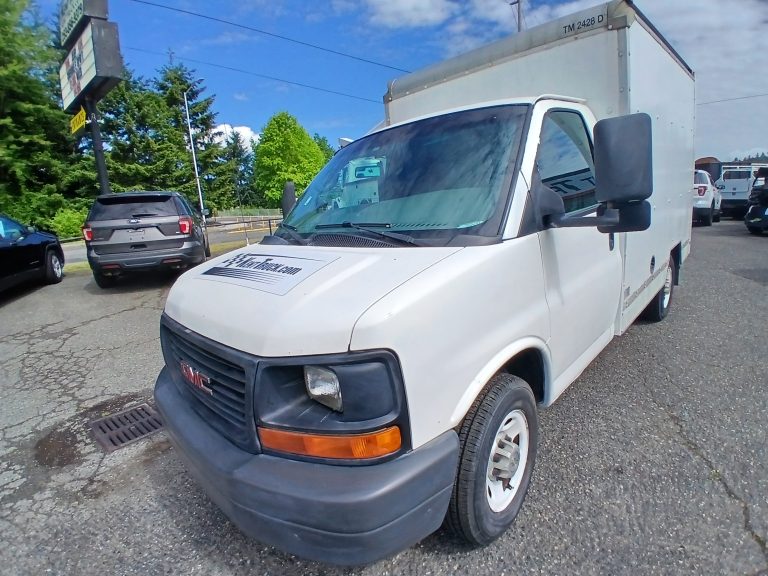 2010 GMC Savana Box Truck 1000007054-768x576-1