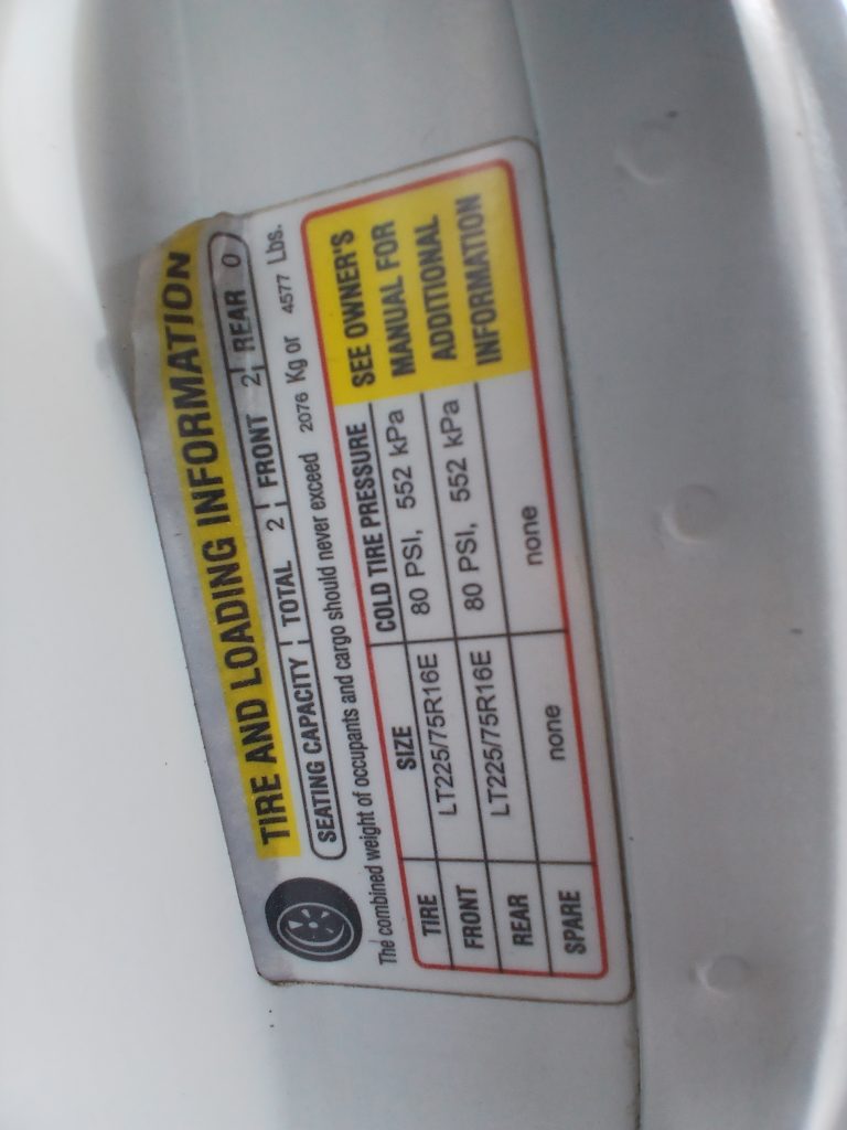 2010 GMC Savana Box Truck 1000007055-768x1024-1