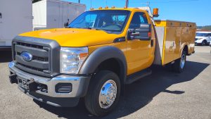 2014 Ford F550 Service Body Dually 4