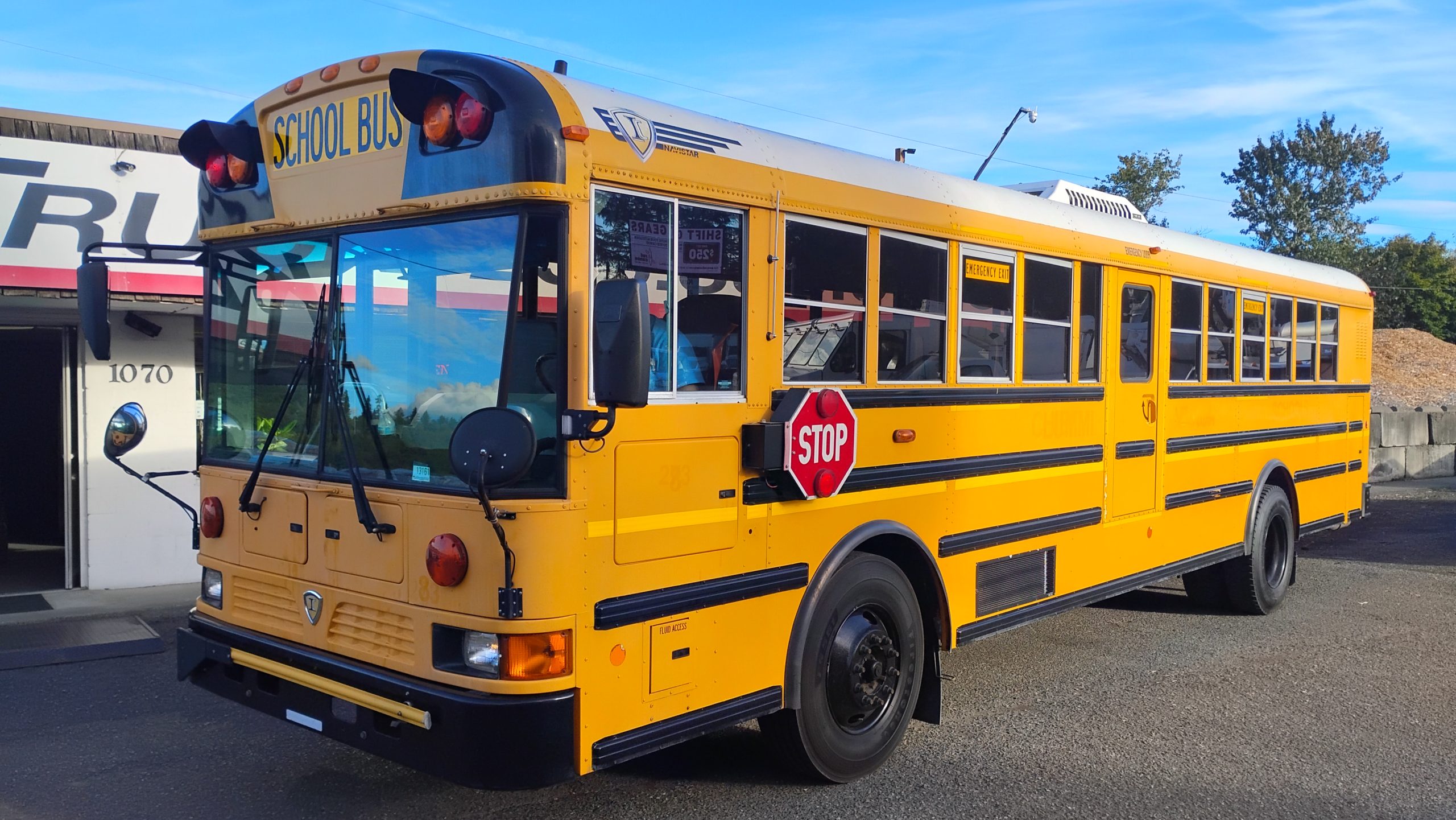 2014 IC-PB305 Bus - image 1 of 6