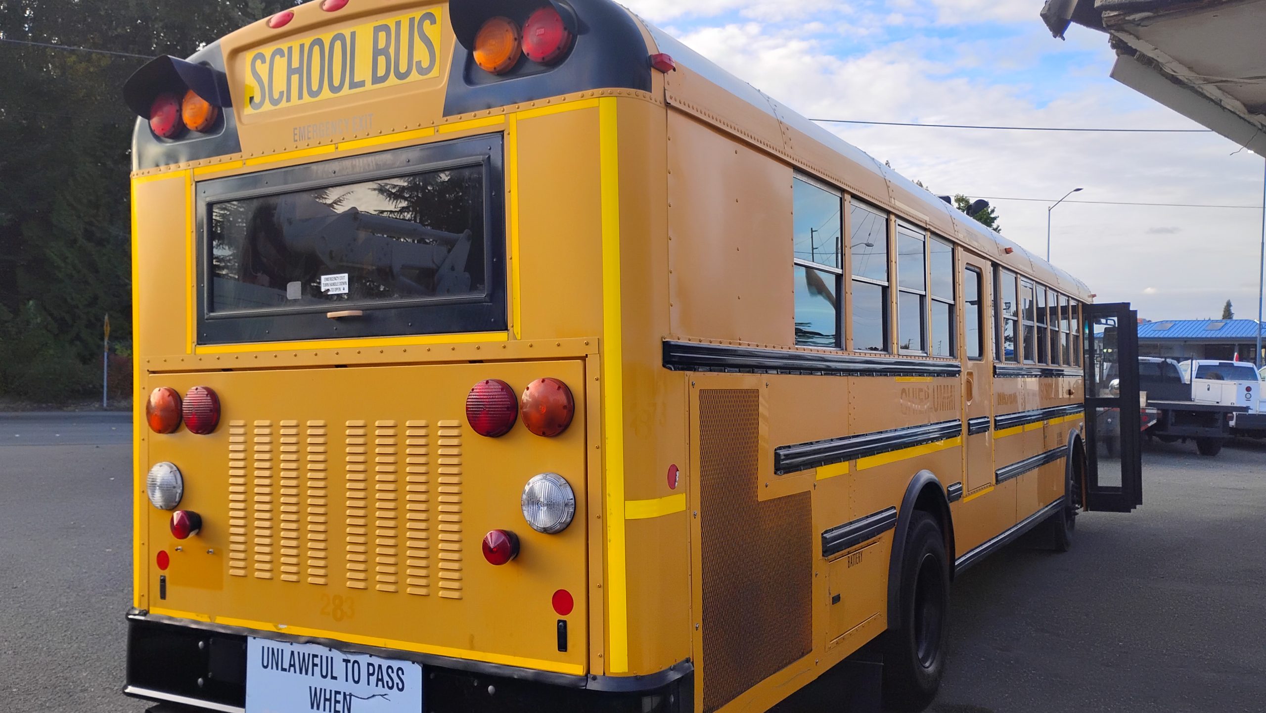 2014 IC-PB305 Bus - image 6 of 6