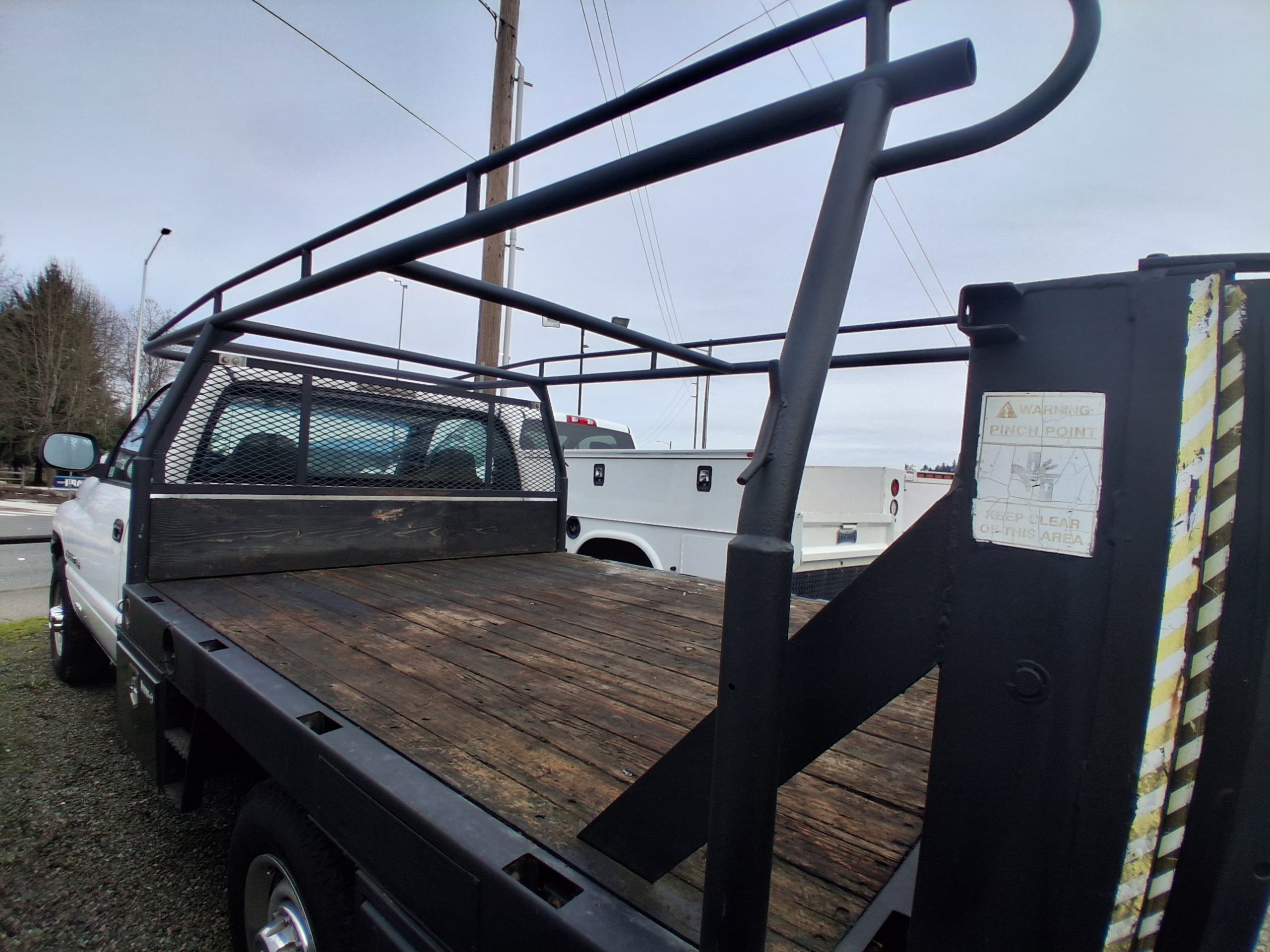 2001 Dodge Flatbed w/Liftgate 2001 Dodge Flatbed w/Liftgate - image 3 of 6