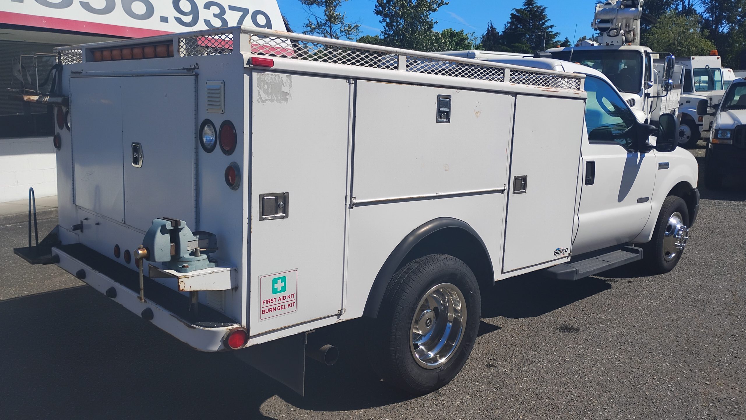 2006 Ford F350 Service-Body - image 3 of 6