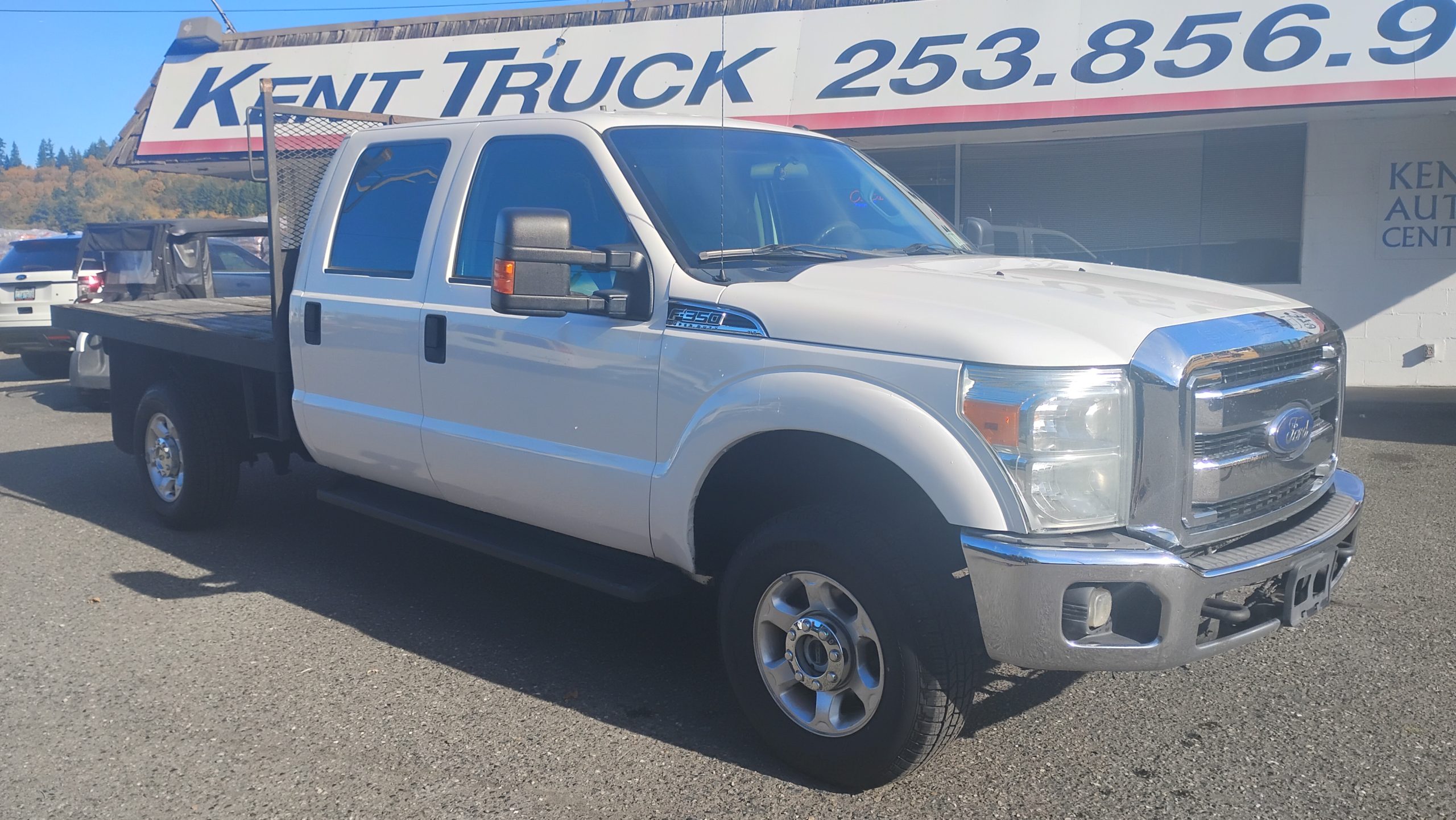 2014 Ford F350 Superduty XLT Flatbed 2014 Ford F350 Superduty XLT Flatbed - image 1 of 6