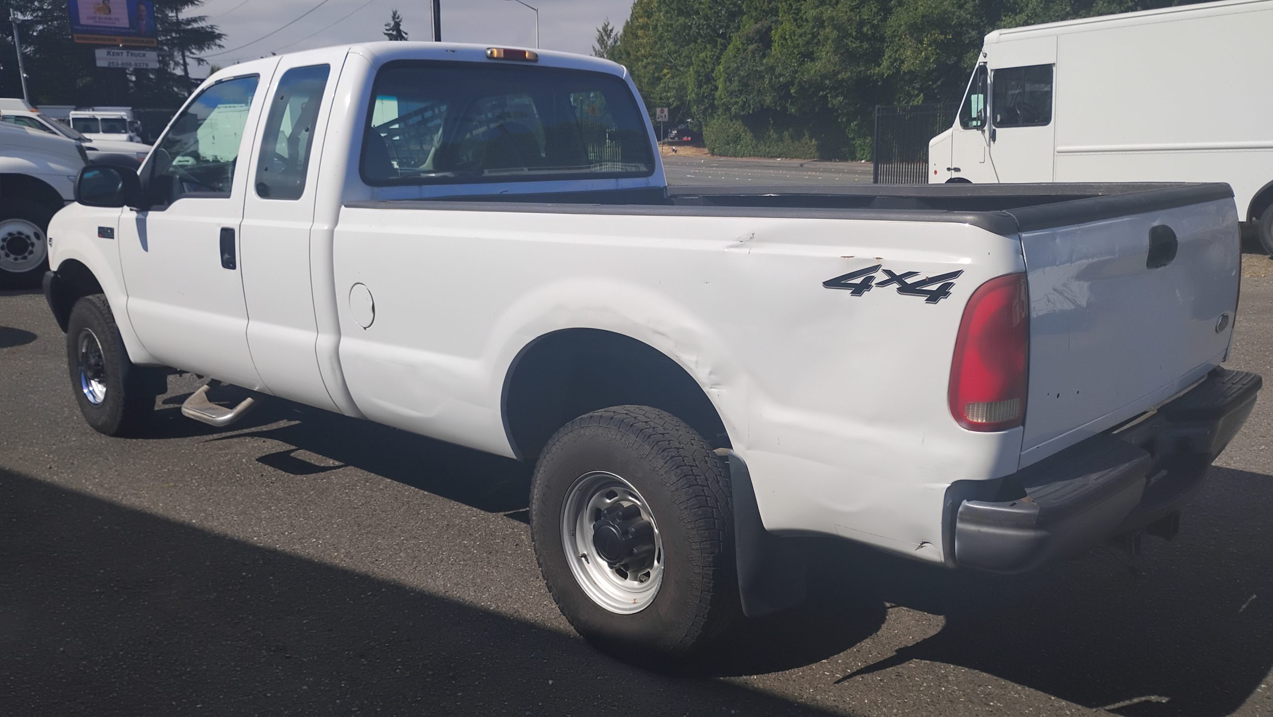 2001 Ford F250 XL Superduty Pickup 2001 Ford F250 XL Superduty Pickup - image 6 of 6