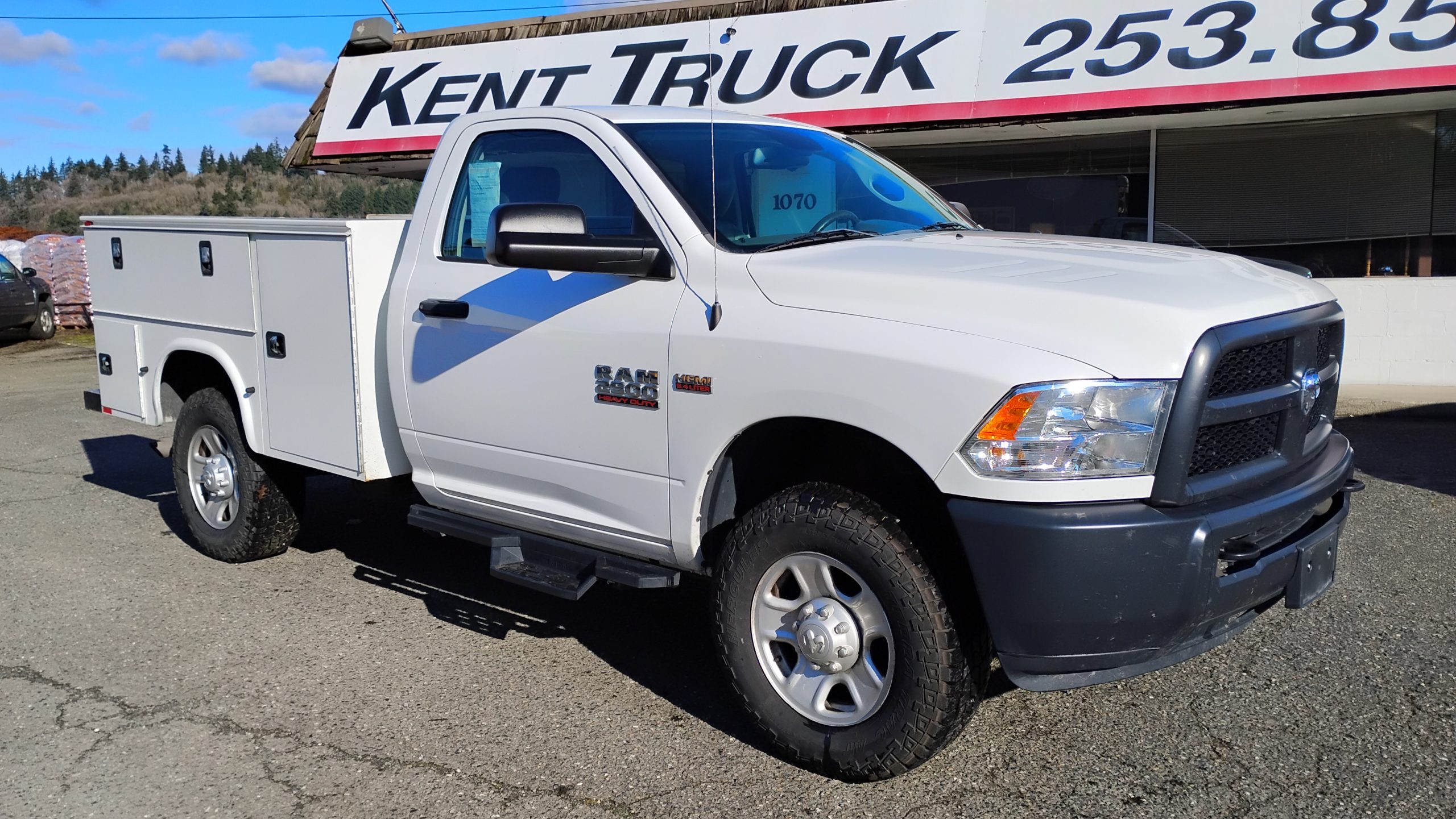 2018 Dodge Ram 2500 ServiceBody - image 1 of 6
