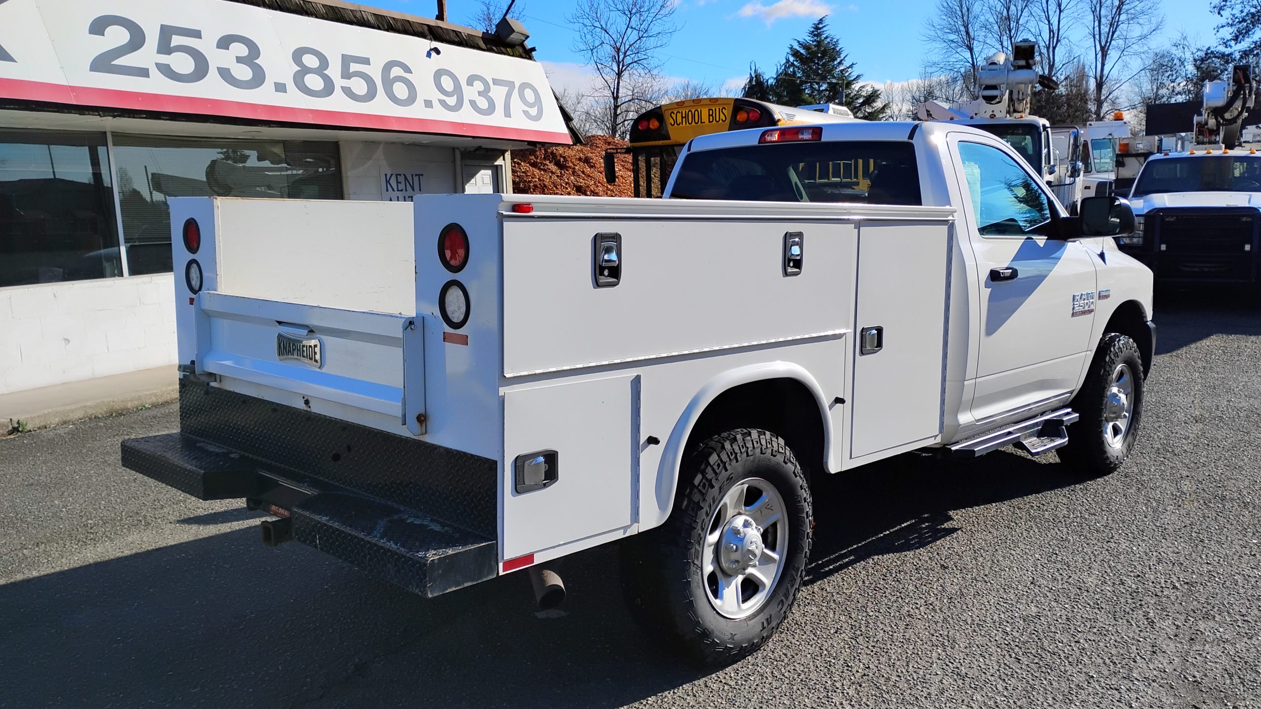 2018 Dodge Ram 2500 ServiceBody - image 3 of 6