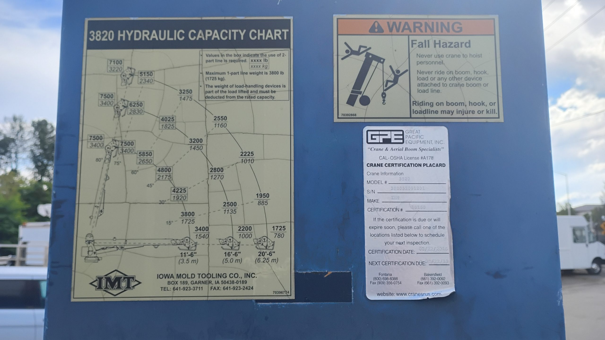 2009 Ford F550 (Crane Truck) - image 6 of 6