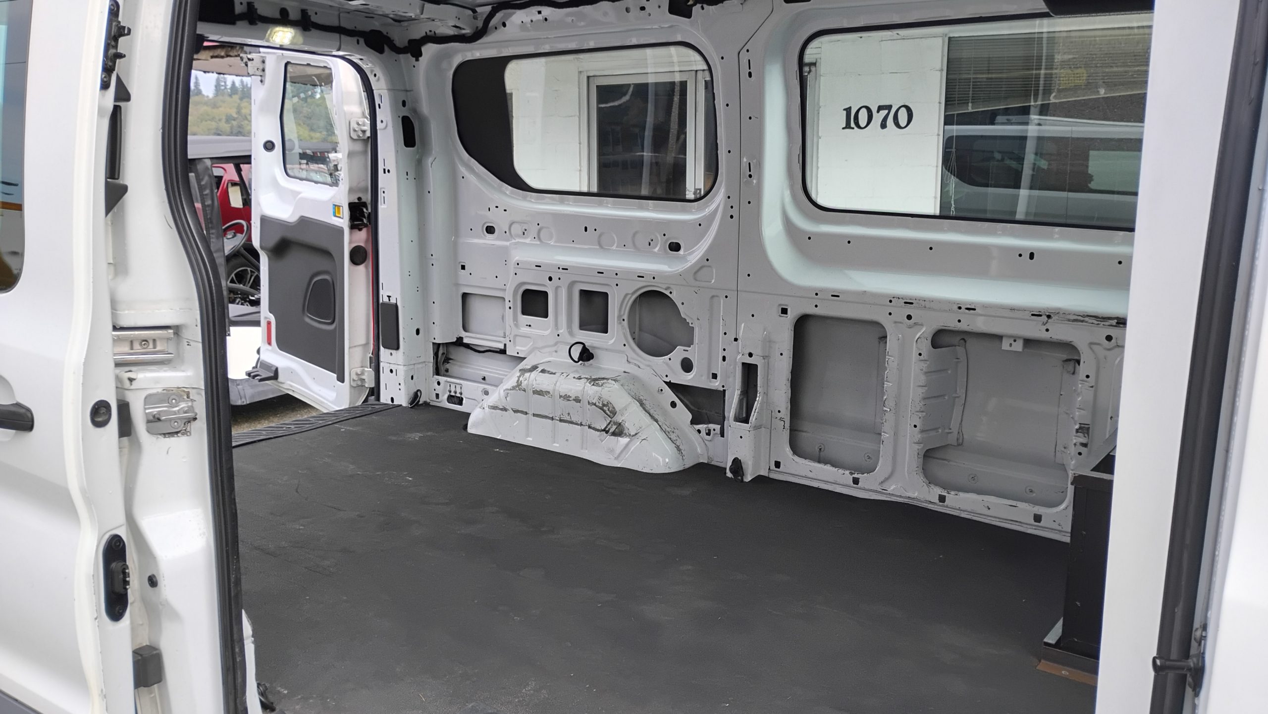 2016 Ford Transit 150 (Cargo) - image 3 of 6