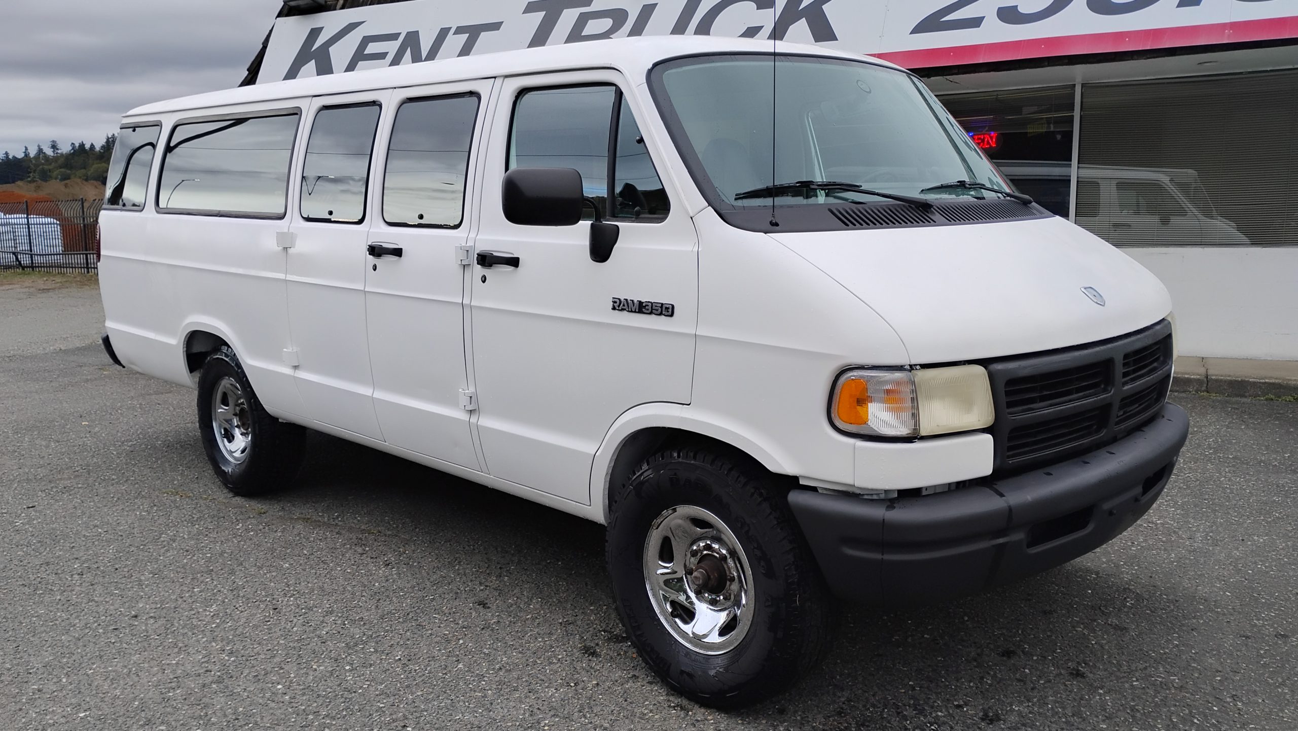 1994 Dodge Ram B350 CargoVan - image 1 of 6